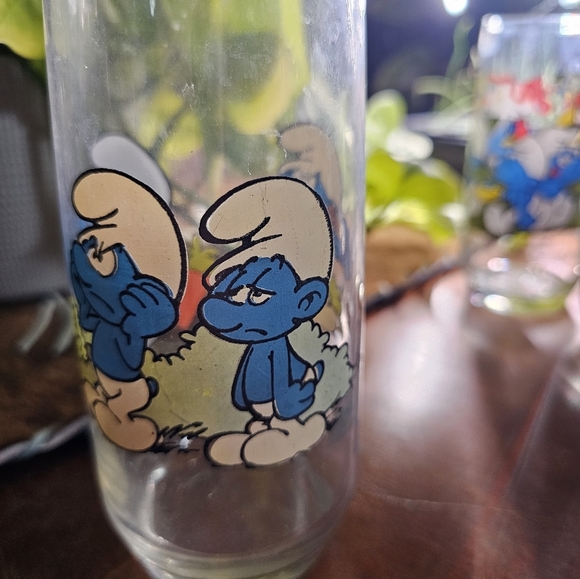 Vintage Peyo 1982 Smurfs "Brainy" collectors glass - Picture 4 of 4